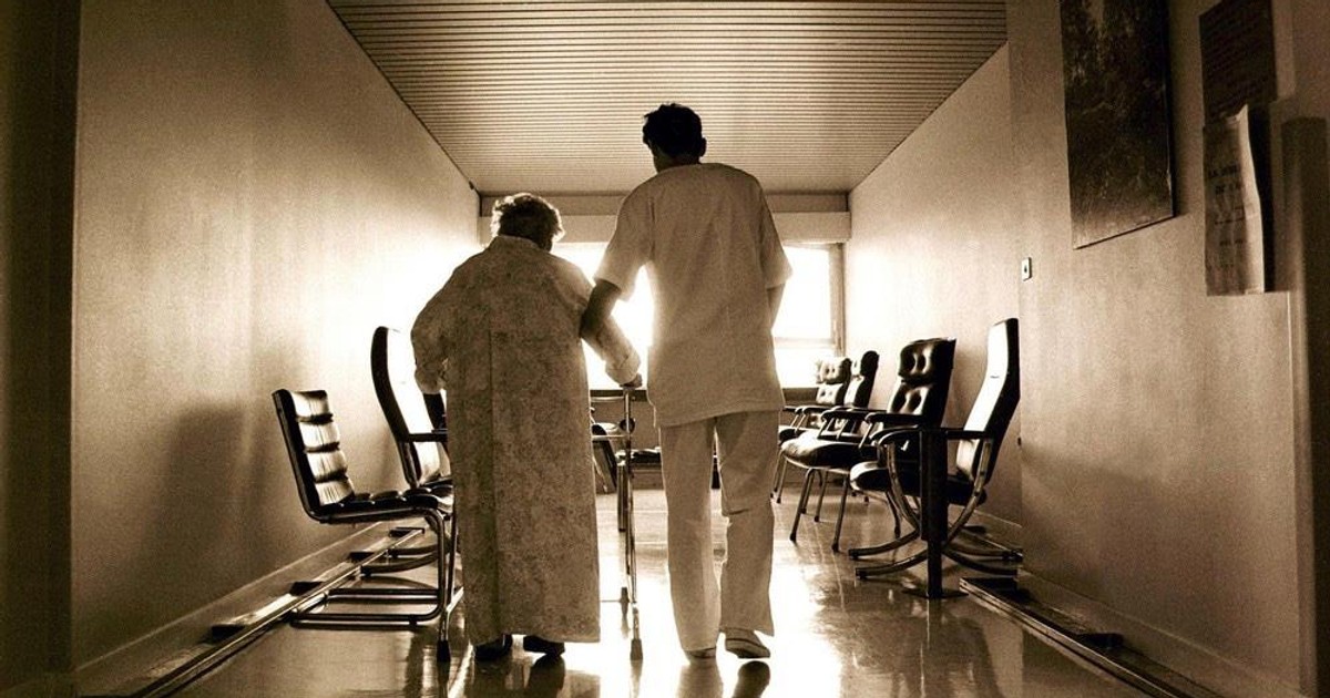 „Część z nas, zanim odejdzie, będzie cierpieć”. Varga ogląda „Lęk i „Strzępy”