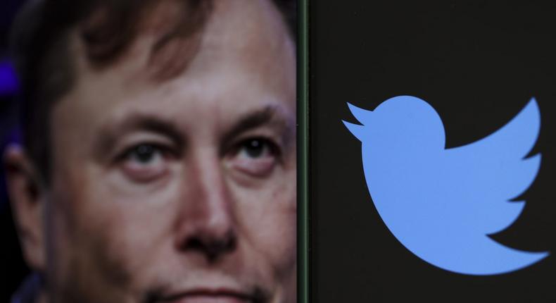 Twitter is continuing to plummet in value under Elon Musk's leadership, Fidelity says.Muhammed Selim Korkutata / Anadolu Agency