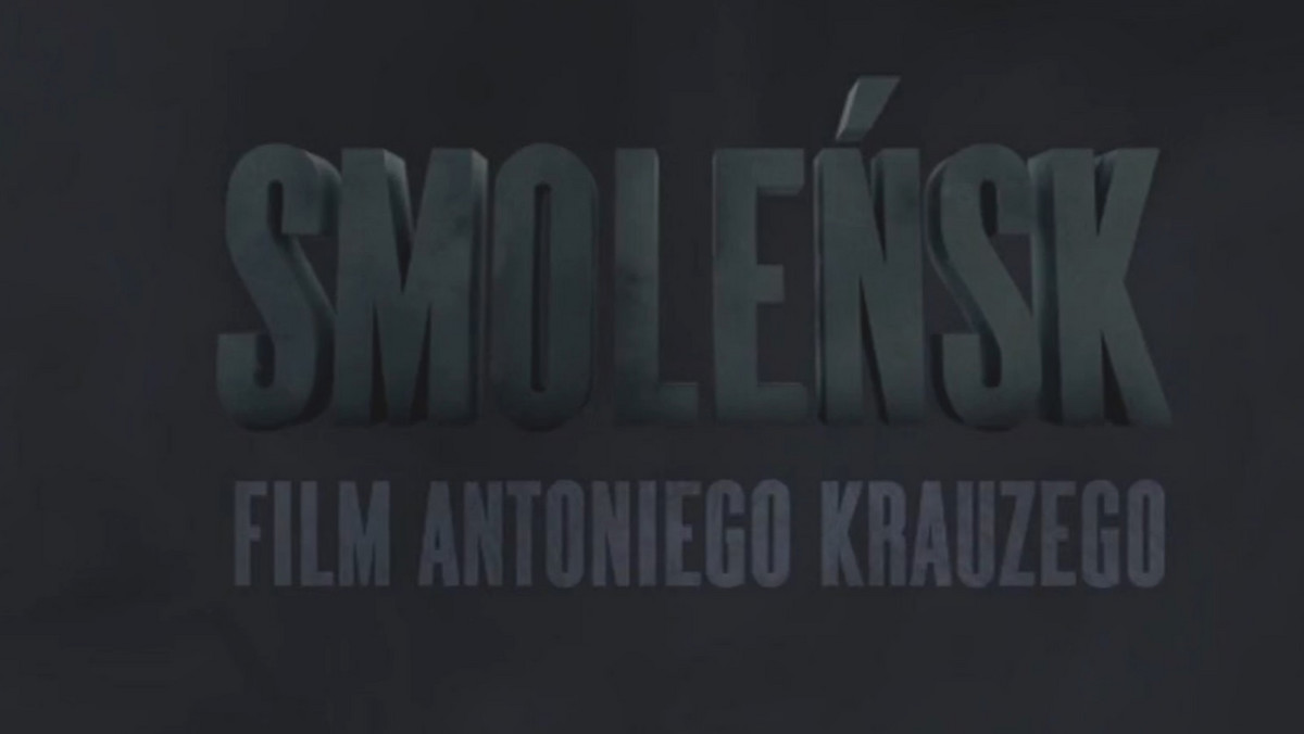 Zdjęcia do filmu "Smoleńsk" Antoniego Krauzego ponownie, po niespełna 2-letniej przerwie, ruszą w lutym. Natomiast premiera planowana jest na październik, czyli okres przed wyborami parlamentarnymi. Jak wynika z informacji "Gazety Wyborczej", która widziała scenariusz, przedstawia on Lecha Kaczyńskiego pomnikowo.