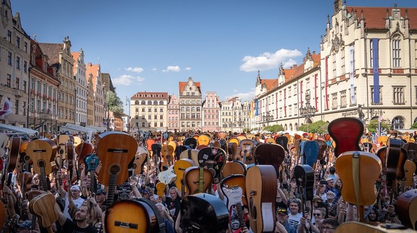 W ubiegłym roku rekordu nie było, choć gitarzystów nie brakowało