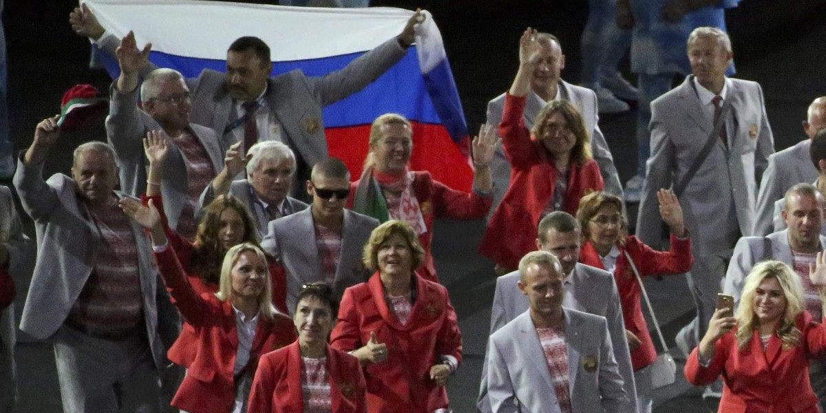 Andriej Fomoczkin otrzyma nagrodę. To prezent za gest solidarności podczas Rio 2016