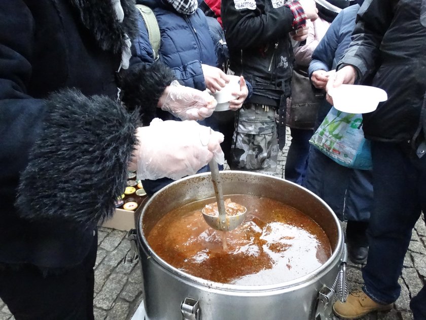 Food Not Bombs