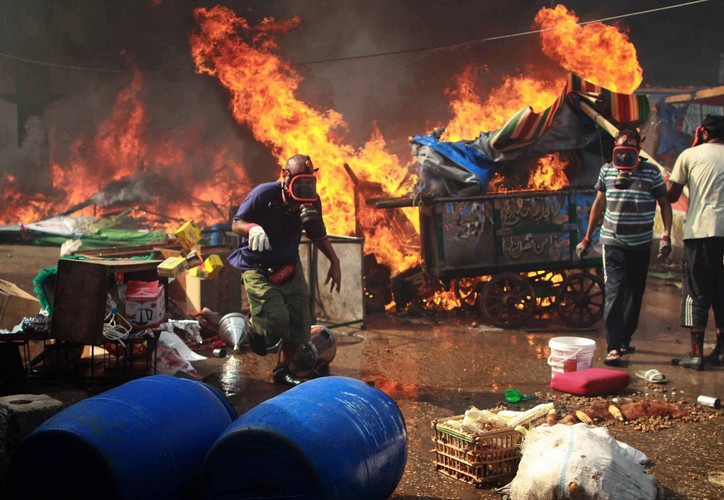Manifestacje na ulicach Kairu