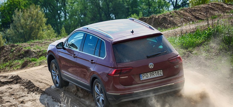 Całkiem nowy volkswagen tiguan w Polsce! Sprawdzamy, jak radzi sobie na drogach i wertepach