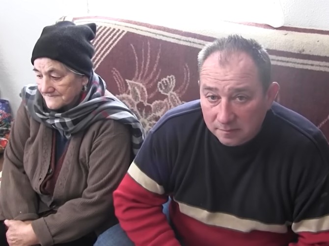 Albanka ga napustila sa četvoro dece