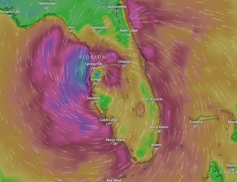 Huragan Milton wkroczył nad zachodnią Florydę. Na mapie widoczne oko cyklonu na północ od Tampy