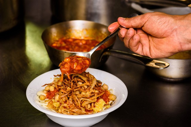 egyiptomi étel, koshari, recept, konyha, foodporn, rizs, csicseriborso