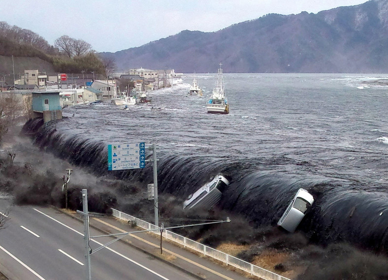 Miasto Miyako, w momencie uderzenia tsunami