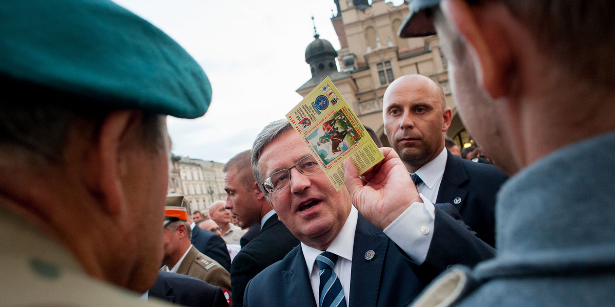 Komorowski do krytyków: Proponuję lewatywę!