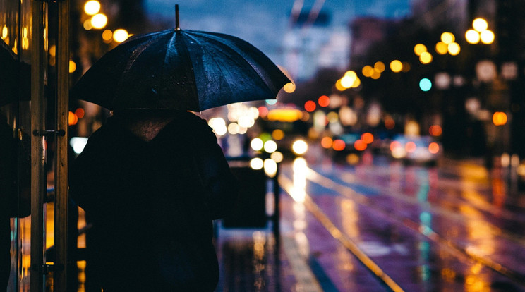 Napközben eső, zápor is lehet, de melegebb lesz napközben / Illusztráció: pixabay.com