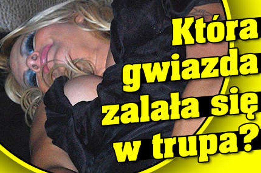 Pamela Anderson zalana w trupa!