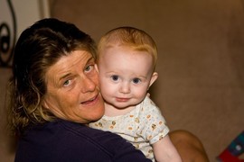 "Snaja i prija su odlučile da nisam dobrodošla na rođendan svog unuka, a to mi je saopštio SIN": Ispovest jedne bake iz Srbije zbog koje su ljudi POMRAČILI OD BESA