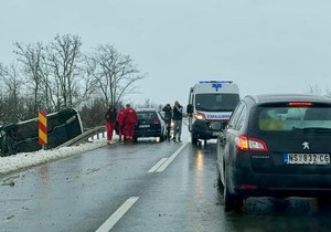 Saobraćajna nesreća na putu Temerin-Bečmen