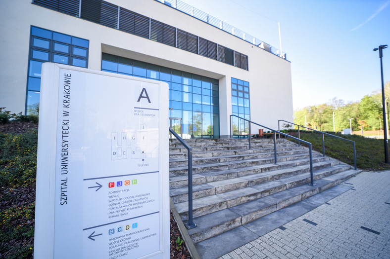 Nowa siedziba Szpitala Uniwersyteckiego w Krakowie otwarta