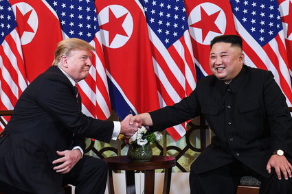 Szczyt Trump-Kim w Wietnamie rozpoczęty