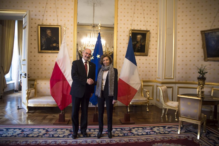 Antoni Macierewicz, Florence Parly