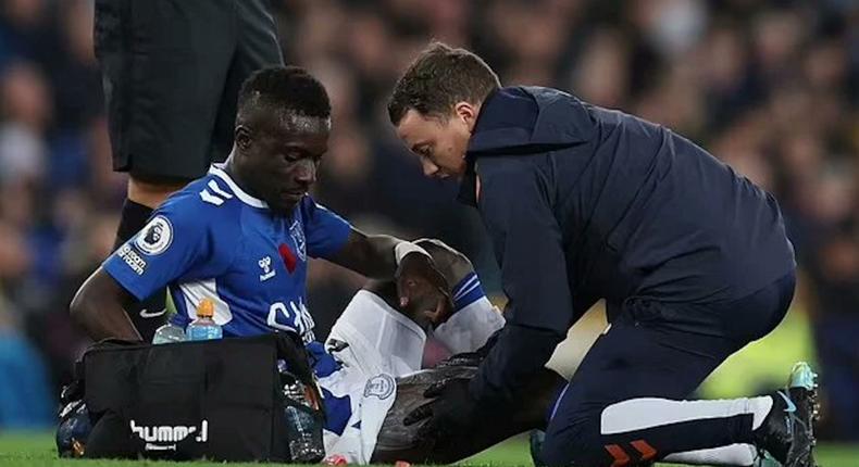 Gana Gueye blessé contre Leicester le 5 novembre 2022.