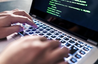 Uczelnie wyższe na celowniku hakerów. 'Atakowani są wszyscy'