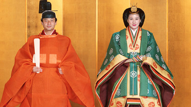 Kimono za 300 tys. dol. i pokruszone ryżowe ciastka. Perłowa rocznica ślubu cesarza Naruhito