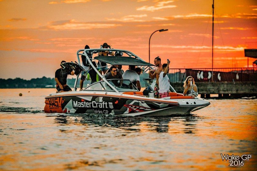 Mastercraft Masters Surf Edition 2016