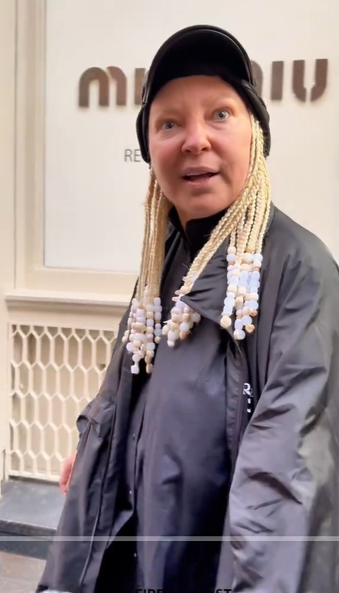 Sia
