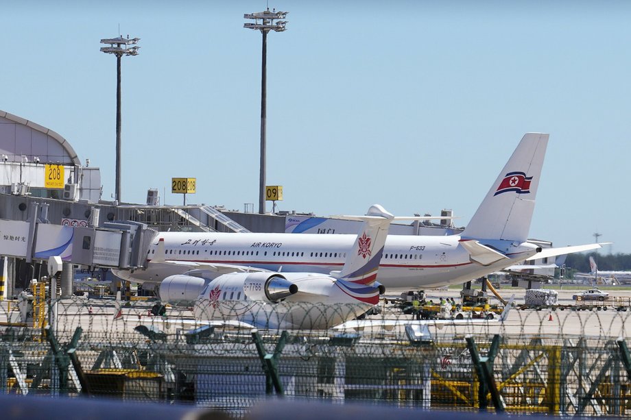 Samolot Air Koryo na lotnisku w Pekinie. 22 sierpnia 2023 r.