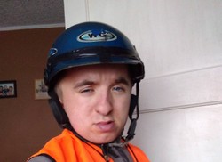 Wielki powrót w "Chłopakach do wzięcia". Disco Frodo przeszedł metamorfozę. Jak wygląda? [FOTO]