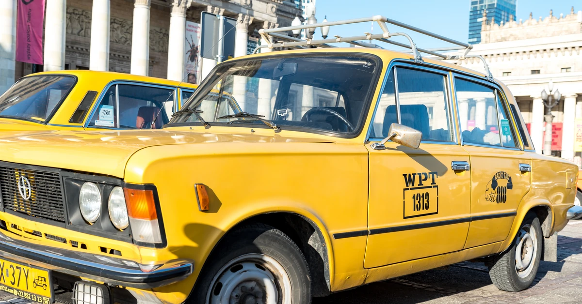 Rozpoznasz kultowe auta z czasów PRL? Poziom ekspert to 6/10