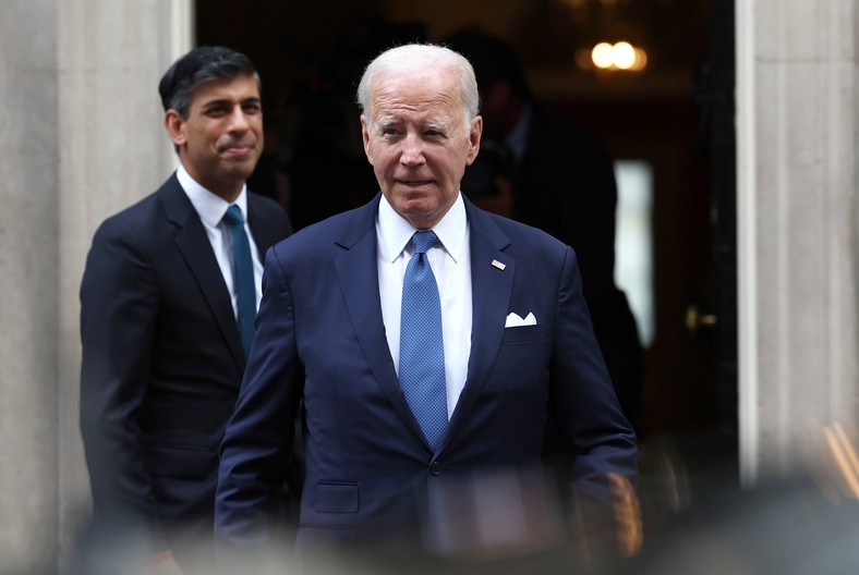 Joe Biden i Rishi Sunak w Londynie