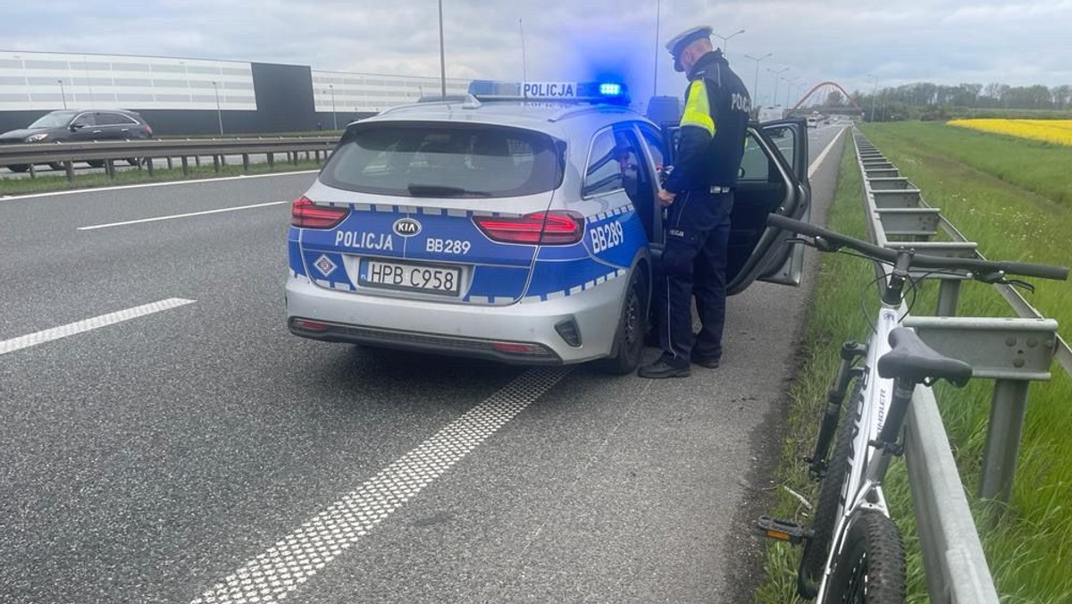 Oława: pijany jechał autostradą A4 na komunijnym prezencie