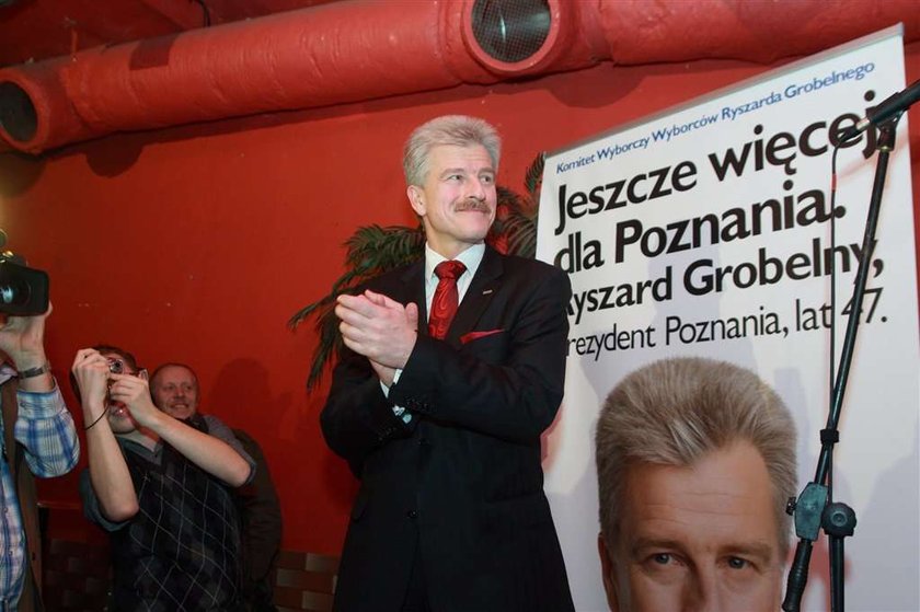 Wieczory wyborcze i głosowanie polityków