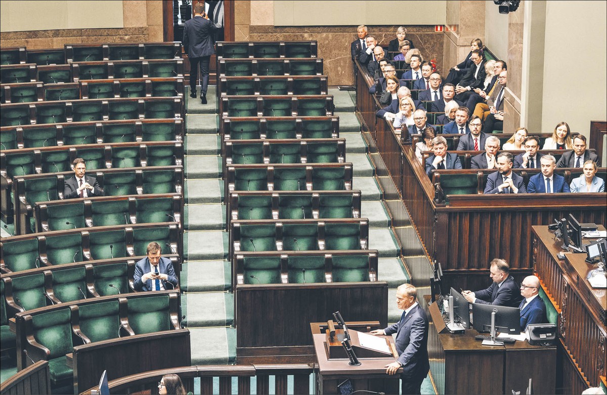 Rząd Donalda Tuska z wotum zaufania. Premier: "Nie znam słowa kapitulacja"