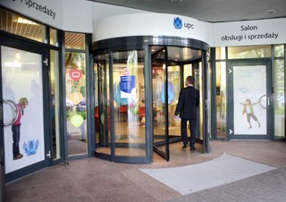 UPC Polska: lekki wzrost sprzedanych usług