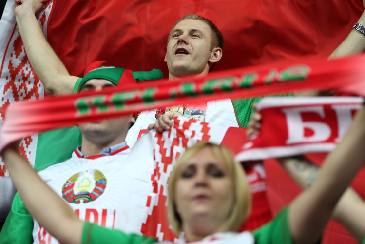 Thobe i abaya to nie jedyne stroje kibiców na mundialu w Katarze