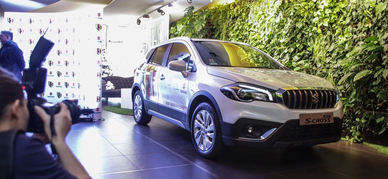 Piłkarze dostaną nowe samochody. Umowa Suzuki z klubem Korona Kielce