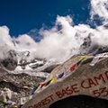 Chiny chcą podzielić Mount Everest z powodu COVID-19