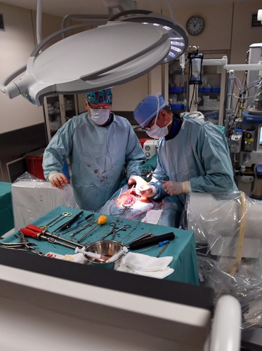 SKOMPLIKOWANA OPERACJA KRĘGOSŁUPA W SZCZECINIE