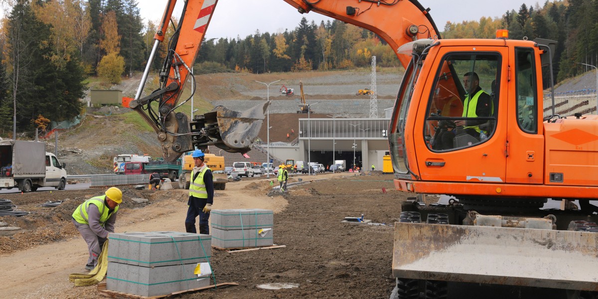 Zwolnienia planuje dużo firm z branży budowlanej