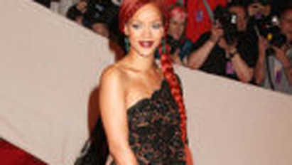 Feneket villantott Rihanna