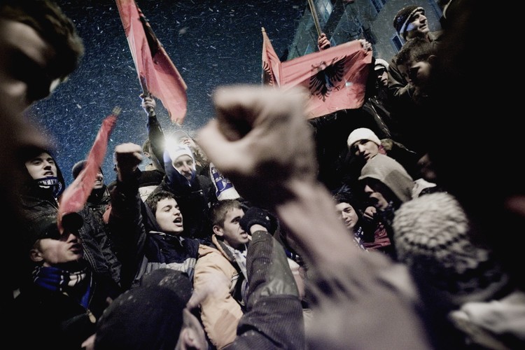 Rozstrzygnięto XII Pomorski Konkurs Fotografii Prasowej Gdańsk Press Photo 2008 im. Zbigniewa Kosycarza. Grand Prix konkursu: 'Ogłoszenie niepodległości Kosowa'