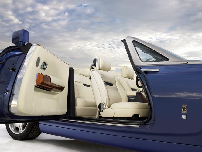 Rolls-Royce Phantom Drophead Coupe Fot. Rolls-Royce
