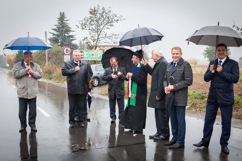 Przedwyborcza szopka PSL. Otworzyli otwartą drogę!