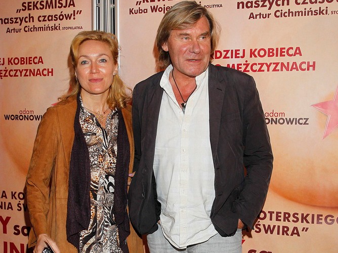 Filip Bajon z żoną