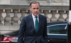 Piromani z banków centralnych.'Bankierzy nigdy w historii nie byli tak potężni jak teraz'