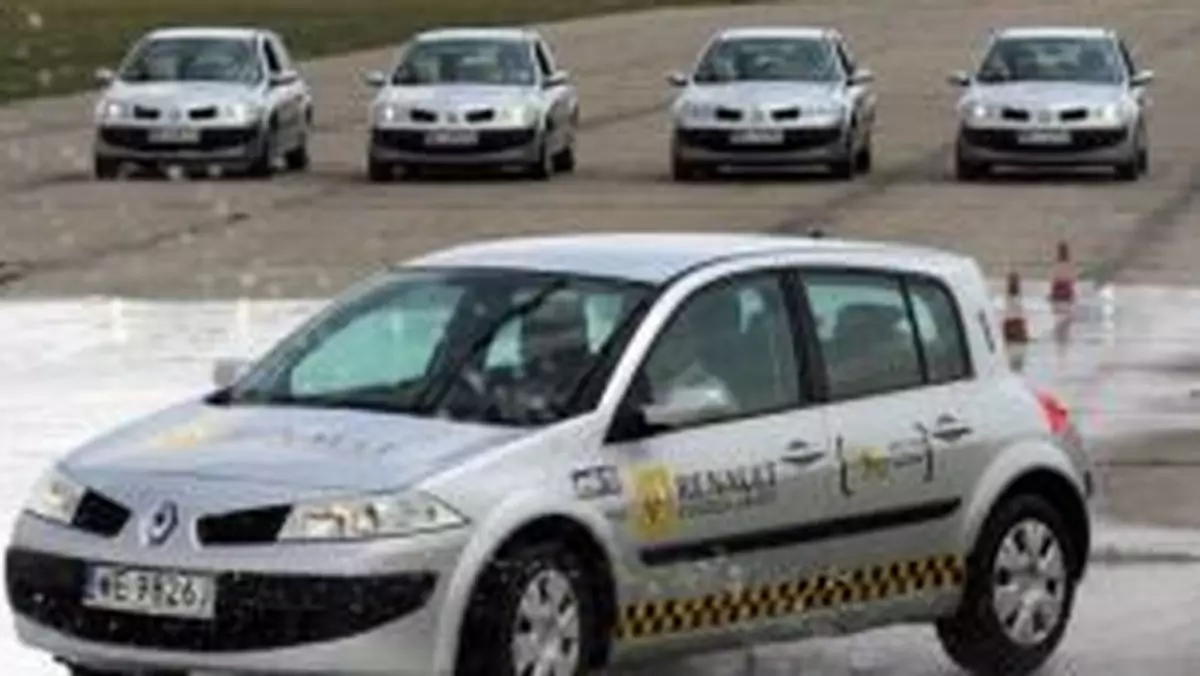 Renault: szkoła jazdy dla wszystkich
