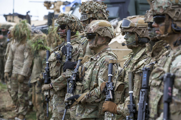 Żołnierze NATO w Ukrainie? "Nie ma takiego planu"