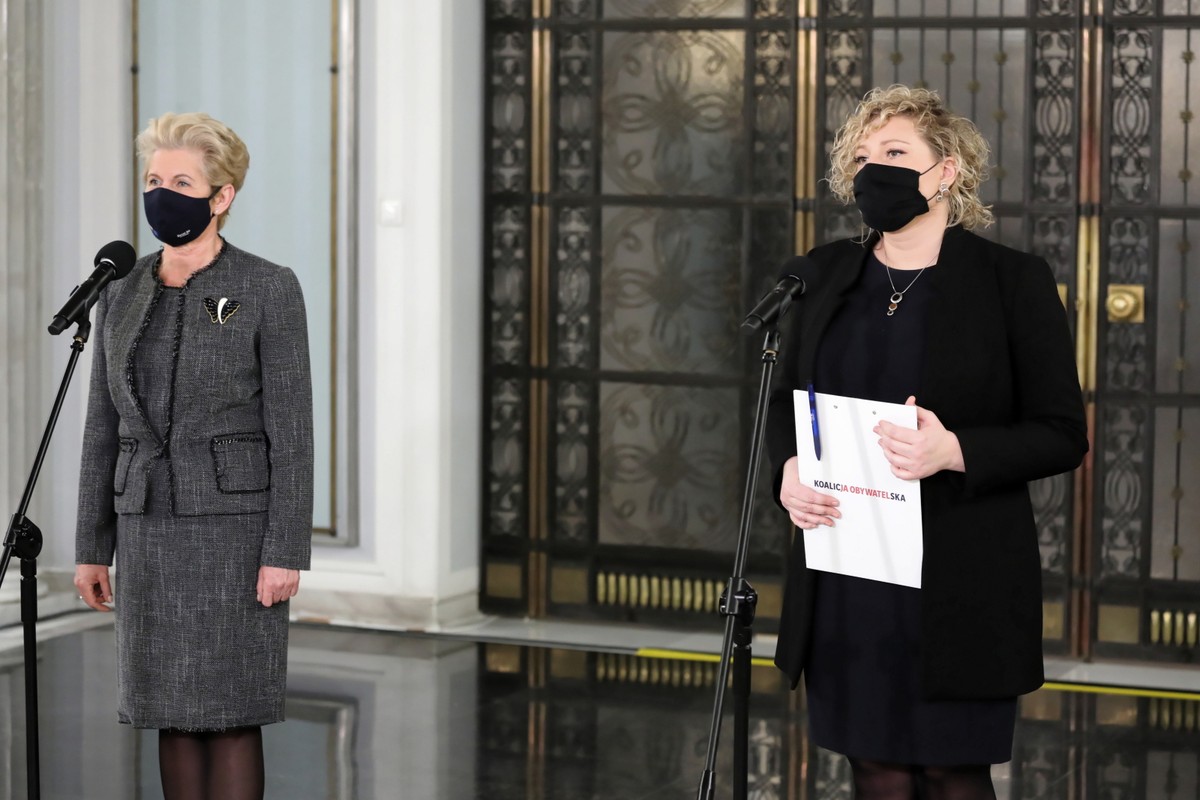 W czwartek parlamentarzystki Koalicji Obywatelskiej zaapelowały do posłów Prawa i Sprawiedliwości, by poprawkę ws. środków na psychiatrię dziecięcą poparli w Sejmie.