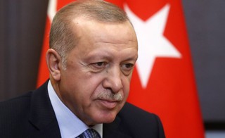 Erdogan grozi, że oczyści obszar przygraniczny z bojowników kurdyjskich