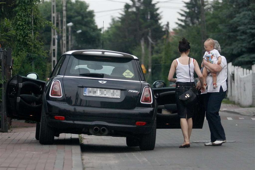 Synek Cichopek już chodzi!