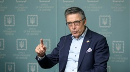 były szef nato nie ma złudzeń. "rosja zaatakuje, fabryki samochodów już powinny produkować pojazdy wojskowe"